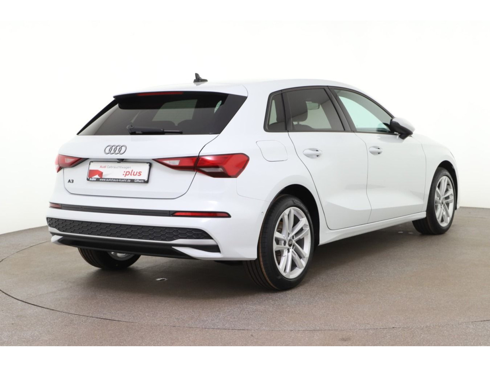 diagonalansicht-hinten-aussen