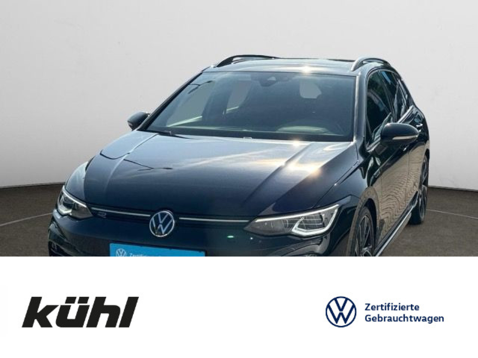Golf VIII Variant 2.0 TSI DSG 4M R Navi,AHK,Pano,Black Style,Matrix