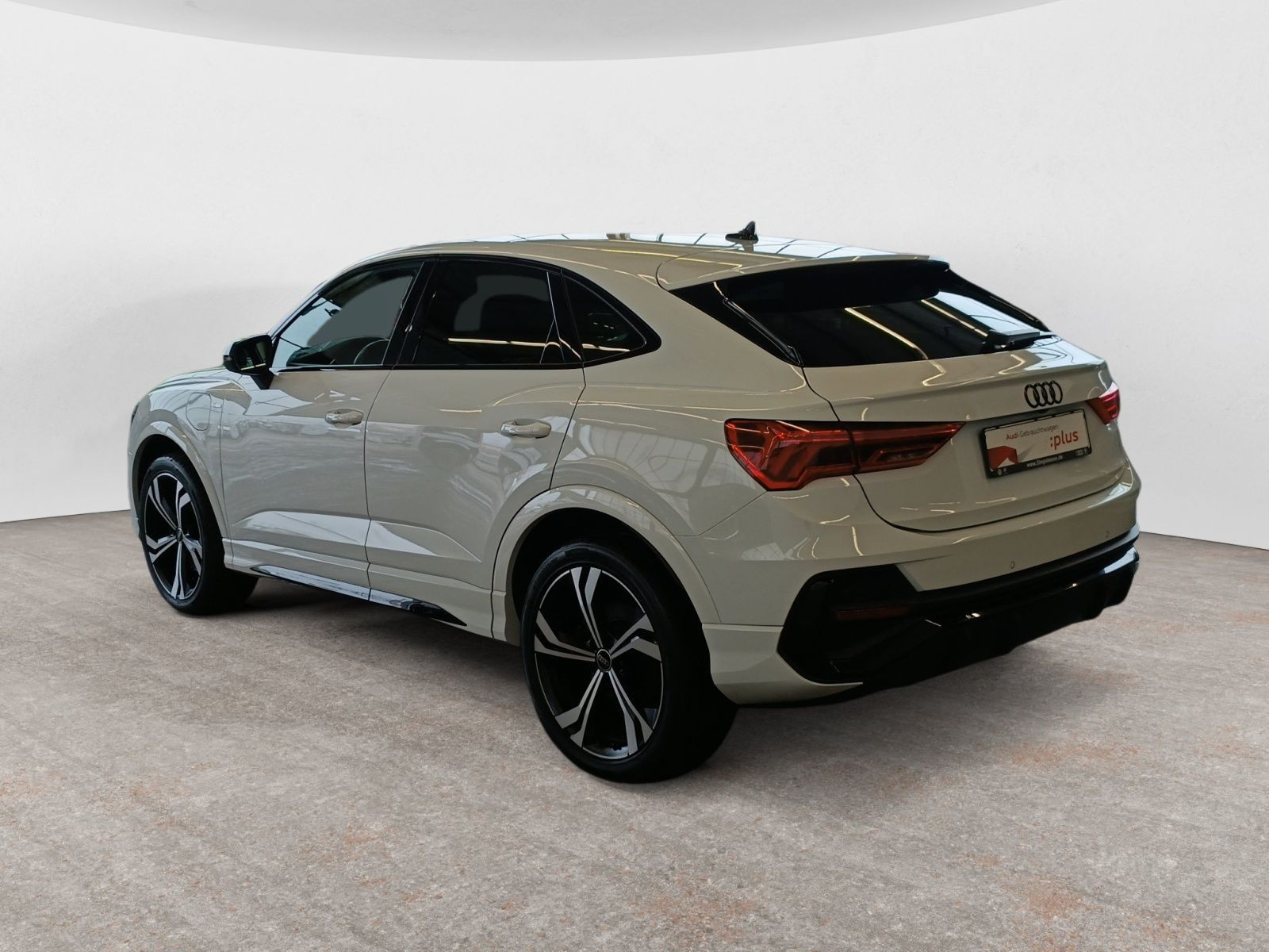 diagonalansicht-hinten-aussen