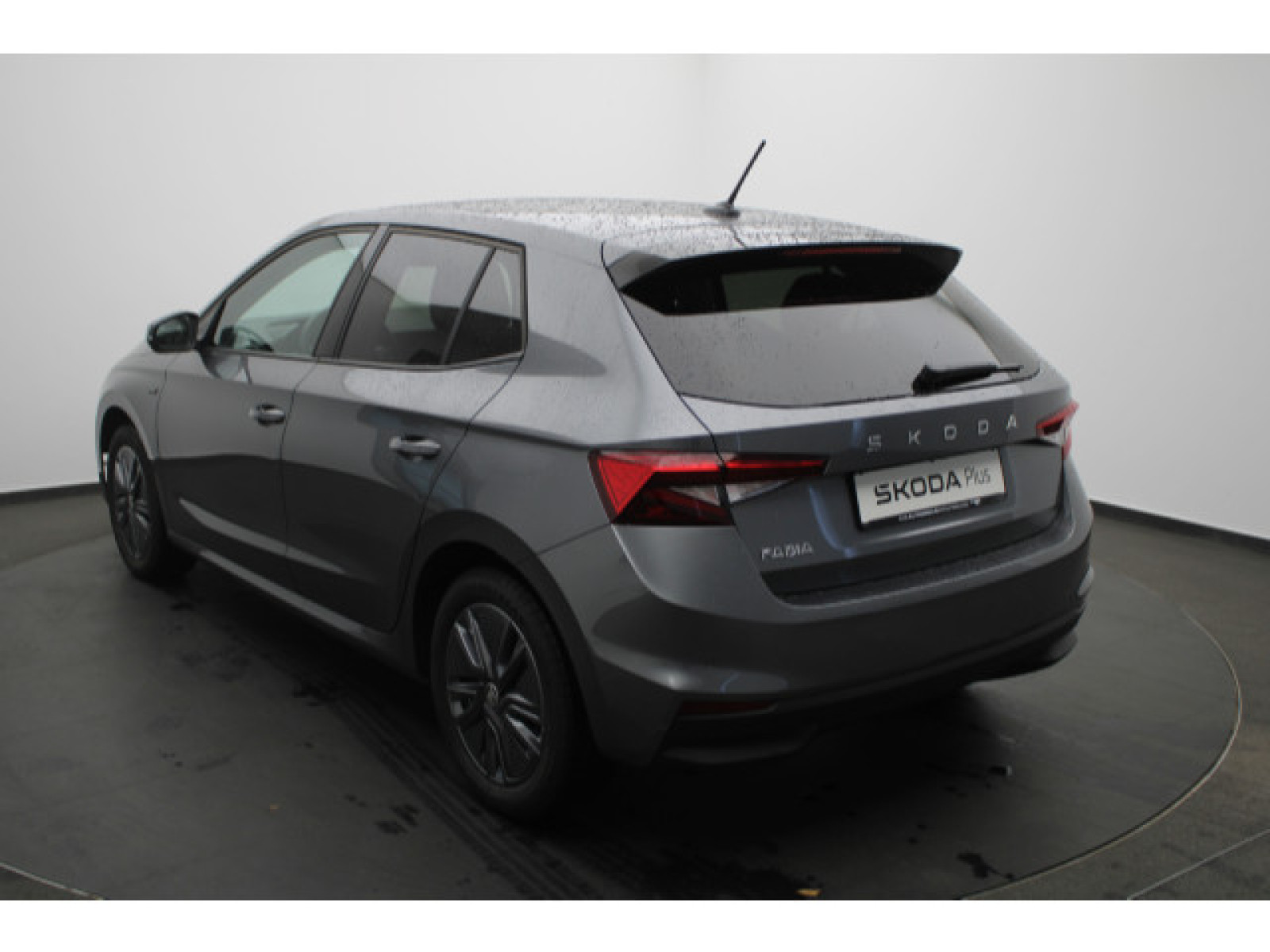 diagonalansicht-hinten-aussen