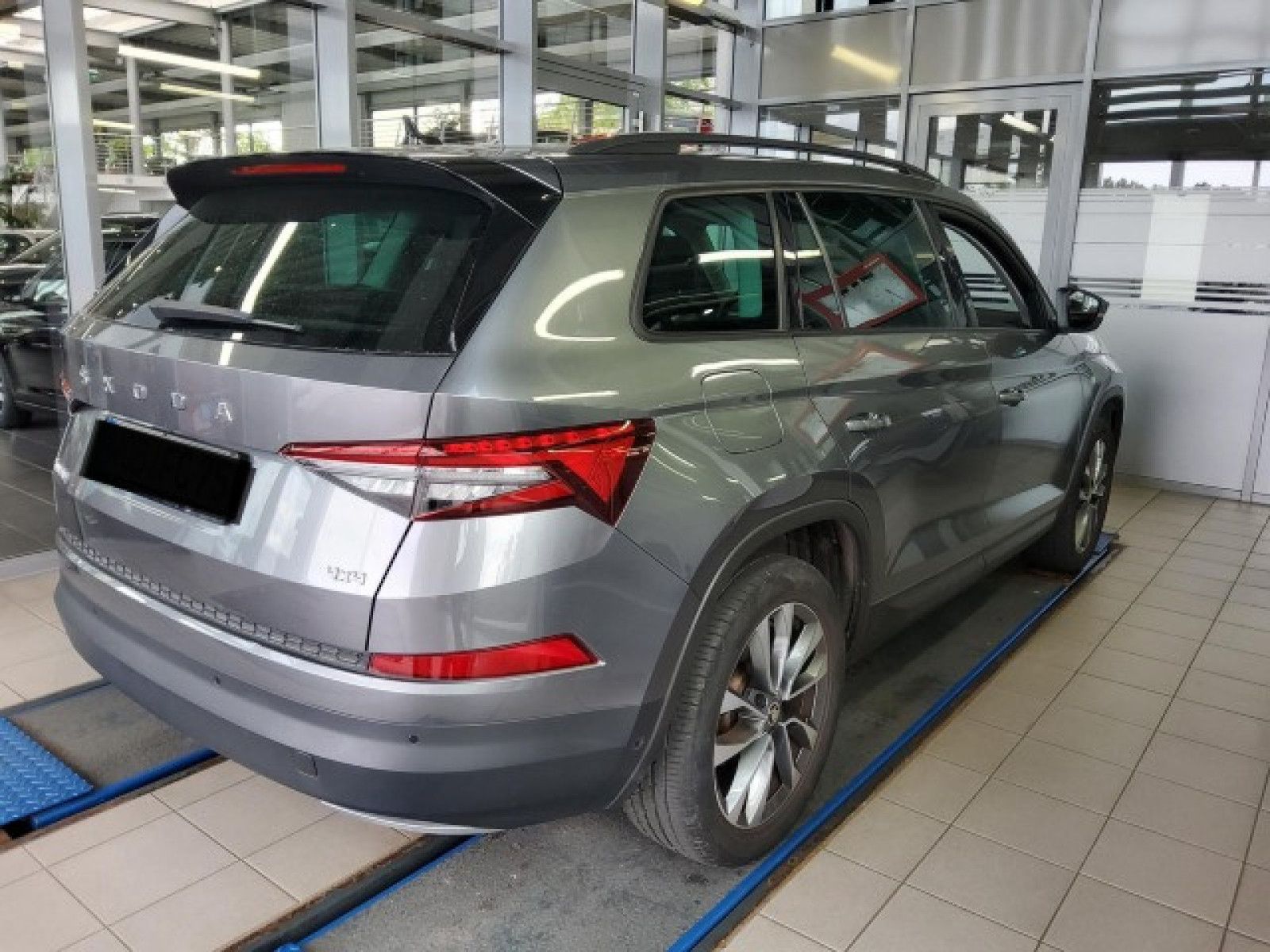 diagonalansicht-hinten-aussen