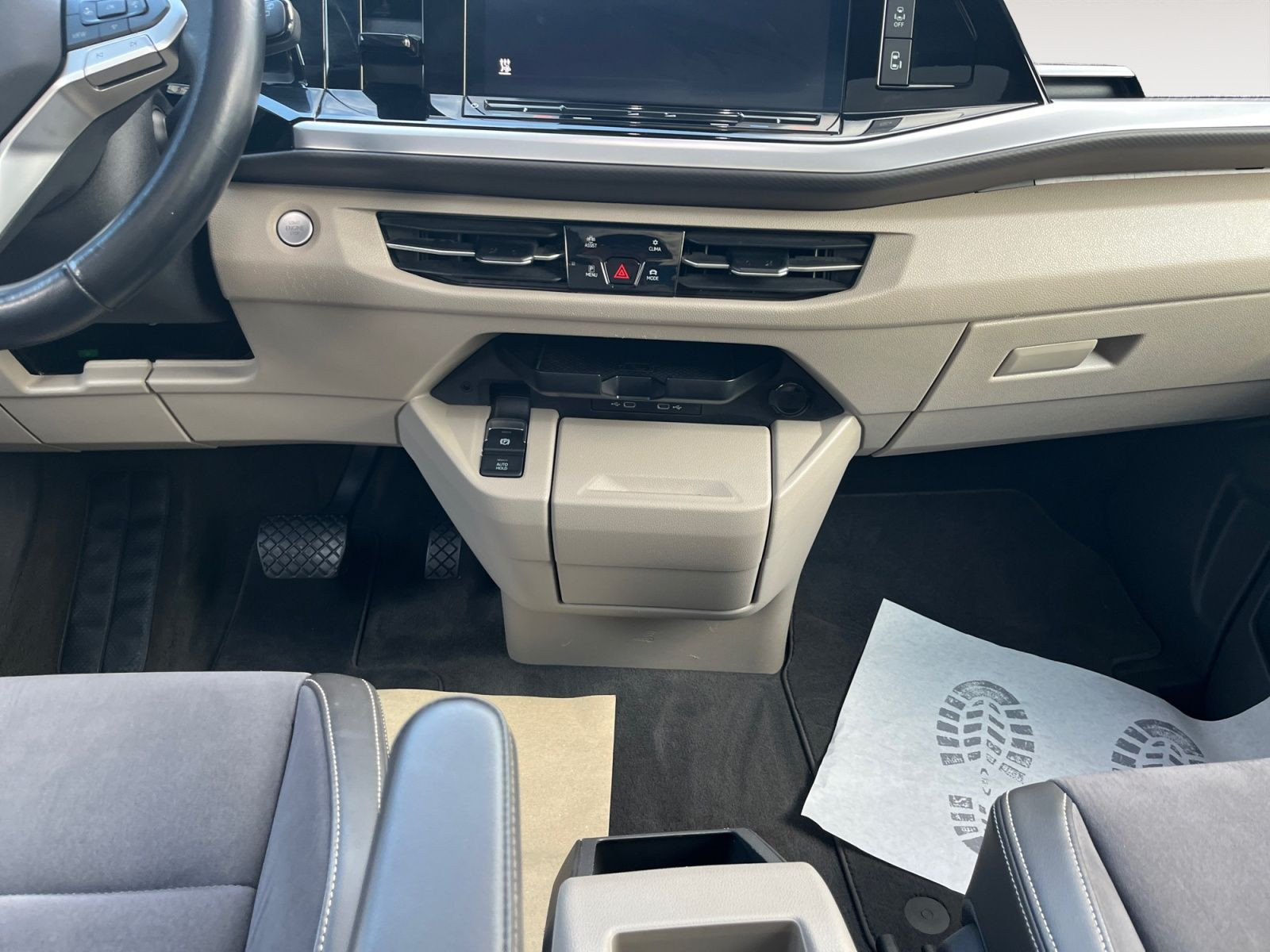 Volkswagen - T7 Multivan_12