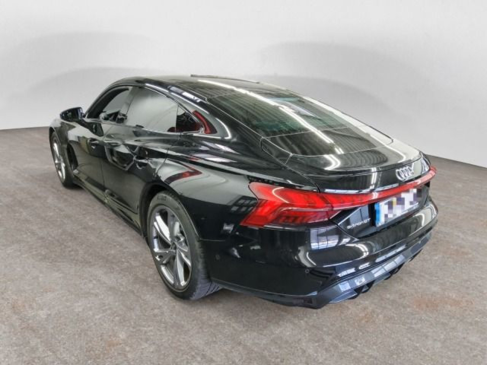 diagonalansicht-hinten-aussen