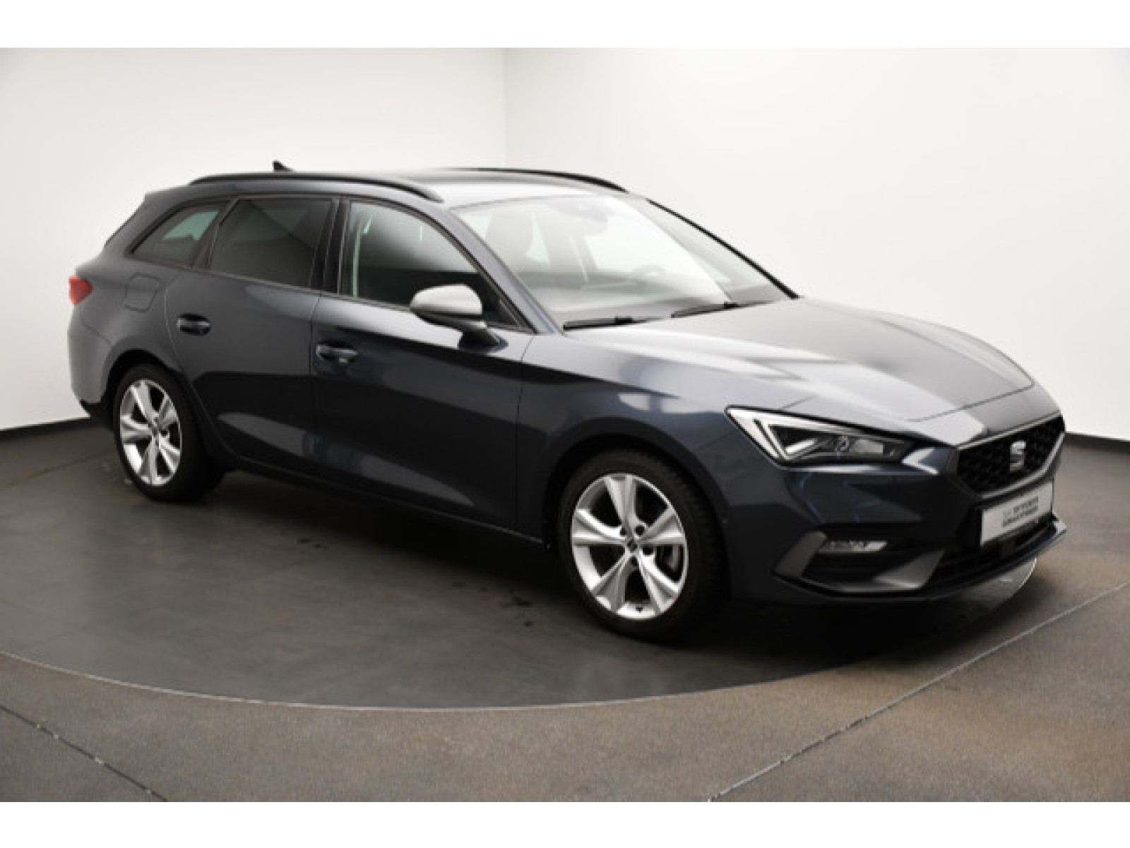 diagonal-frontansicht-aussen