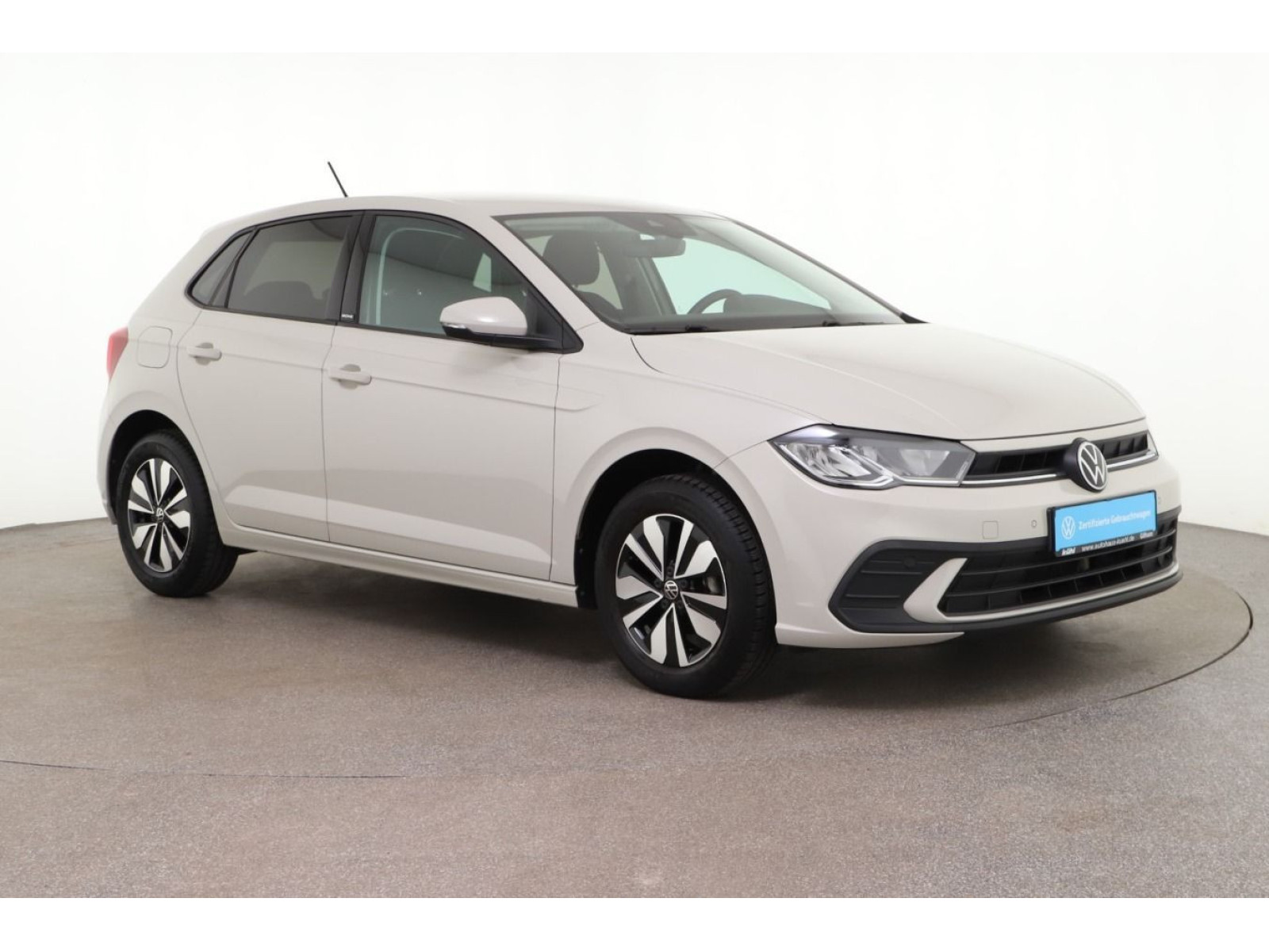 diagonal-frontansicht-aussen