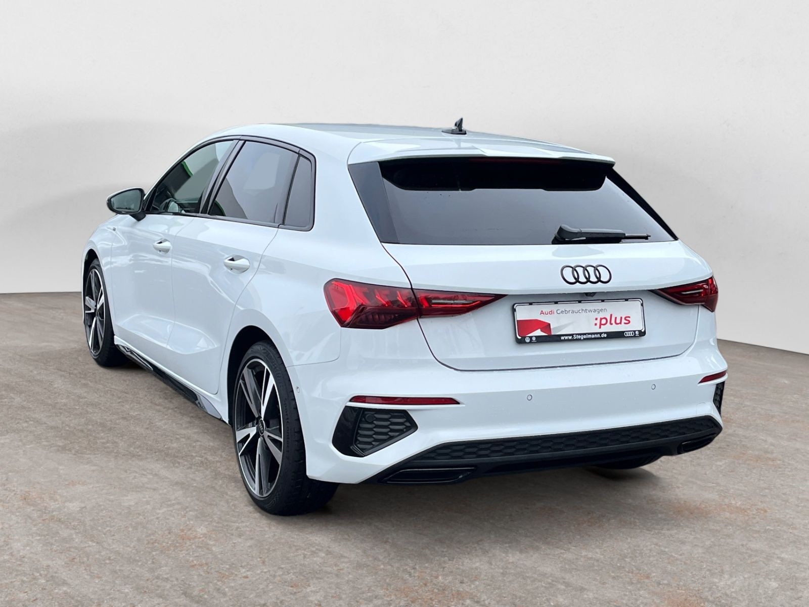 diagonalansicht-hinten-aussen