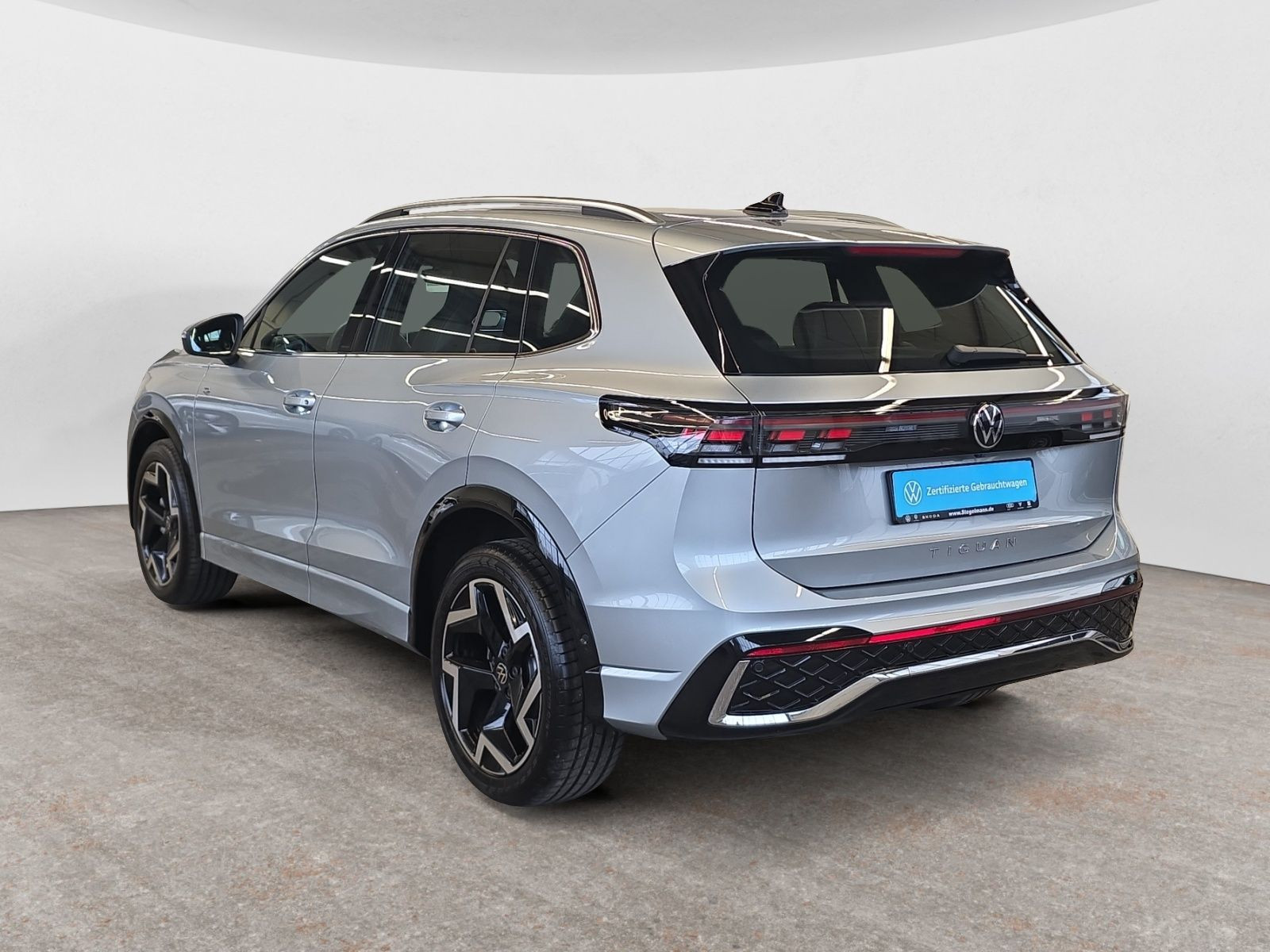 diagonalansicht-hinten-aussen