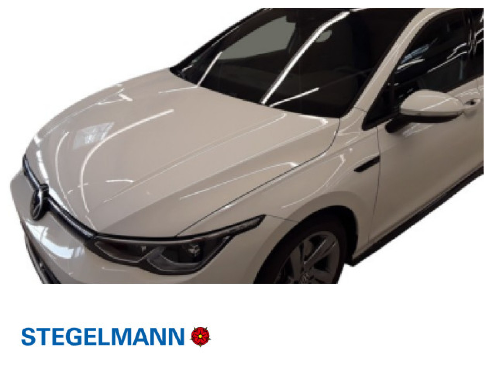 Golf VIII 2.0 TSI DSG R-Line *Pano*Navi*Matrix-LED*+3J. Garantie*