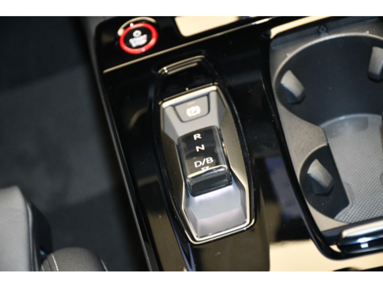 Audi - A6 Avant e-tron_7