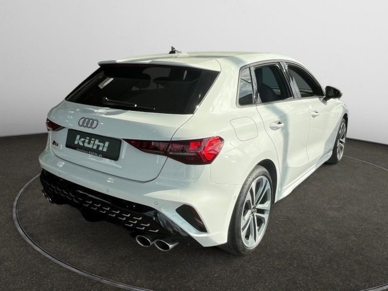 diagonalansicht-hinten-aussen