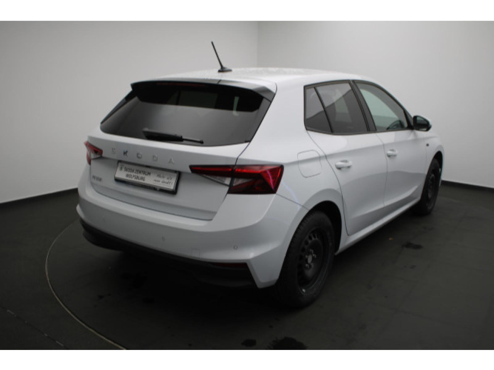 diagonalansicht-hinten-aussen