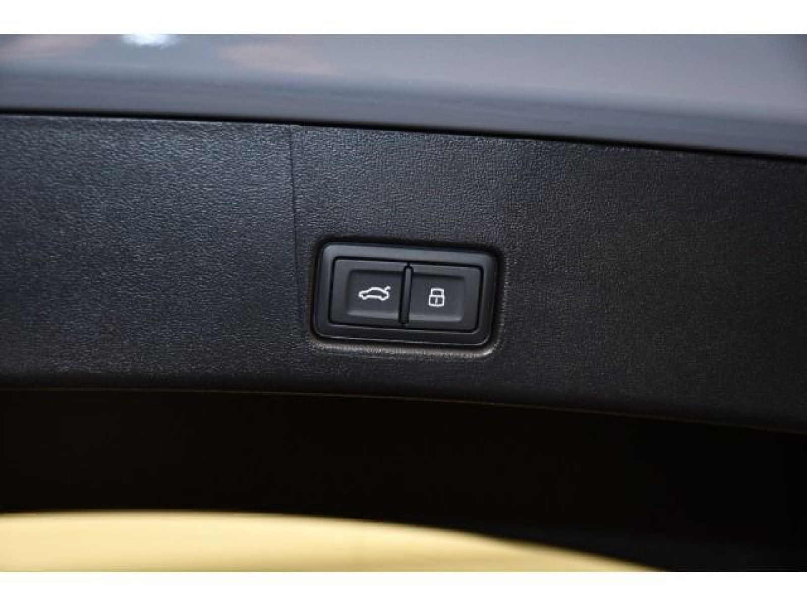 Audi - Q4 Sportback e-tron_11