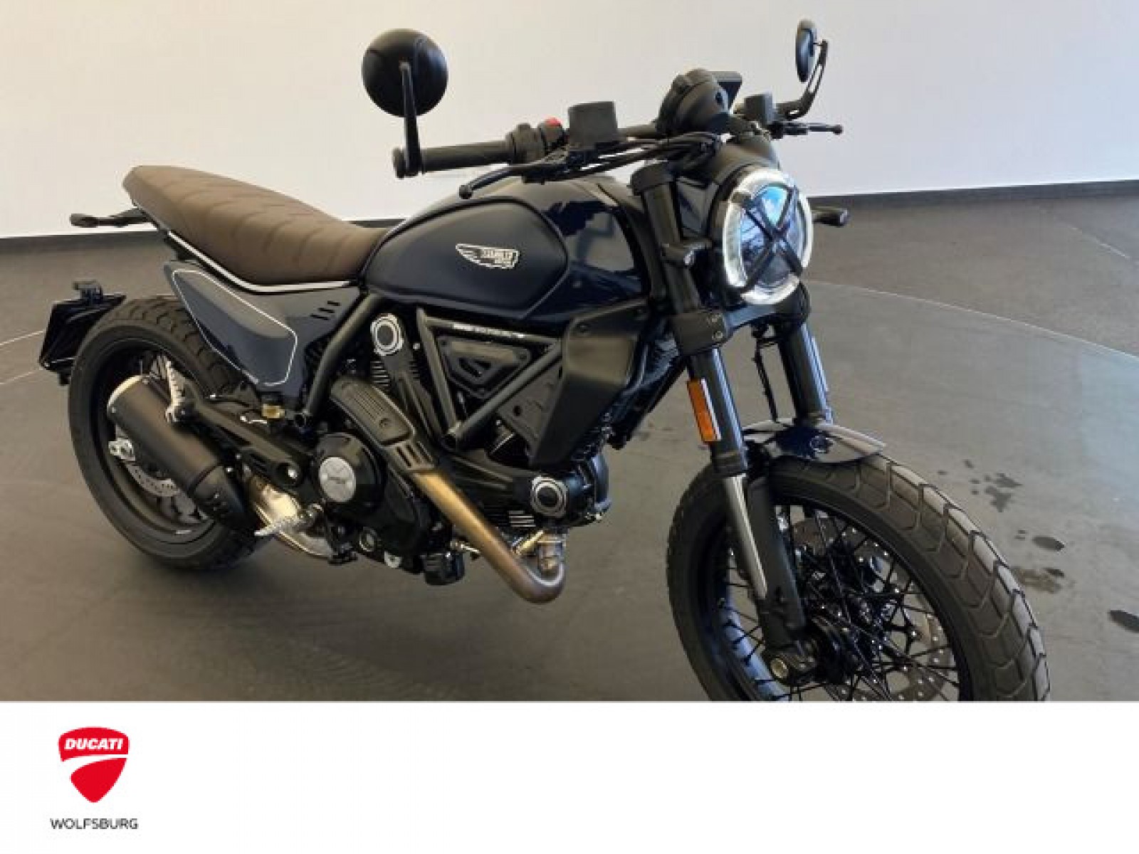 Scrambler 800 Nightshift