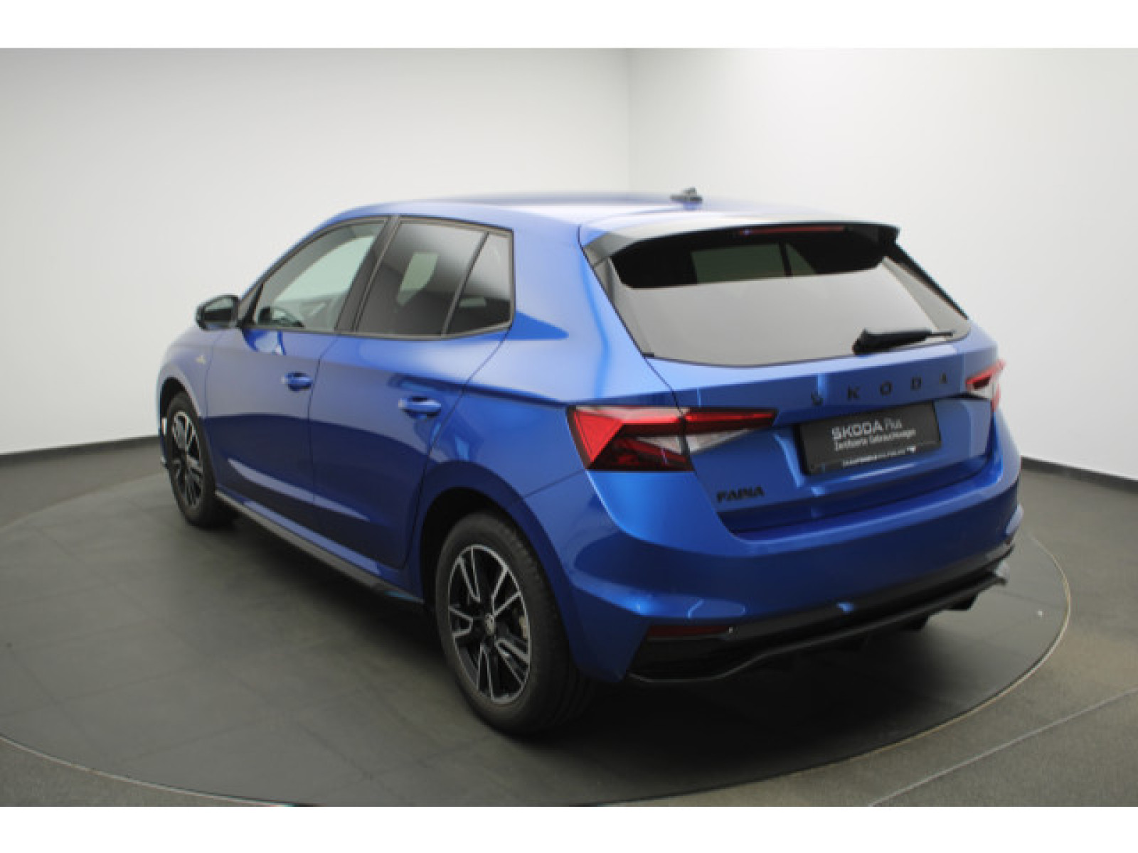 diagonalansicht-hinten-aussen