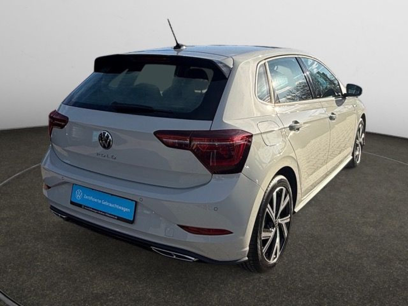 diagonalansicht-hinten-aussen