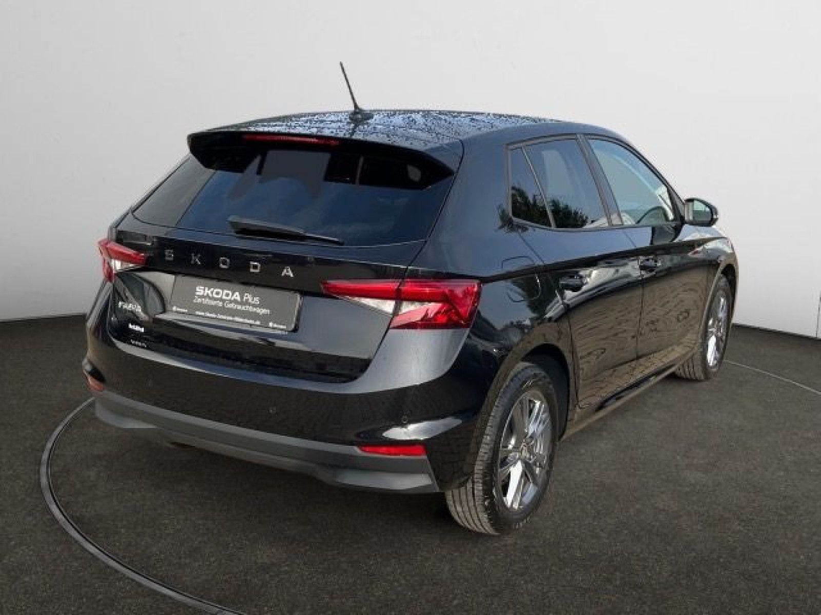 diagonalansicht-hinten-aussen