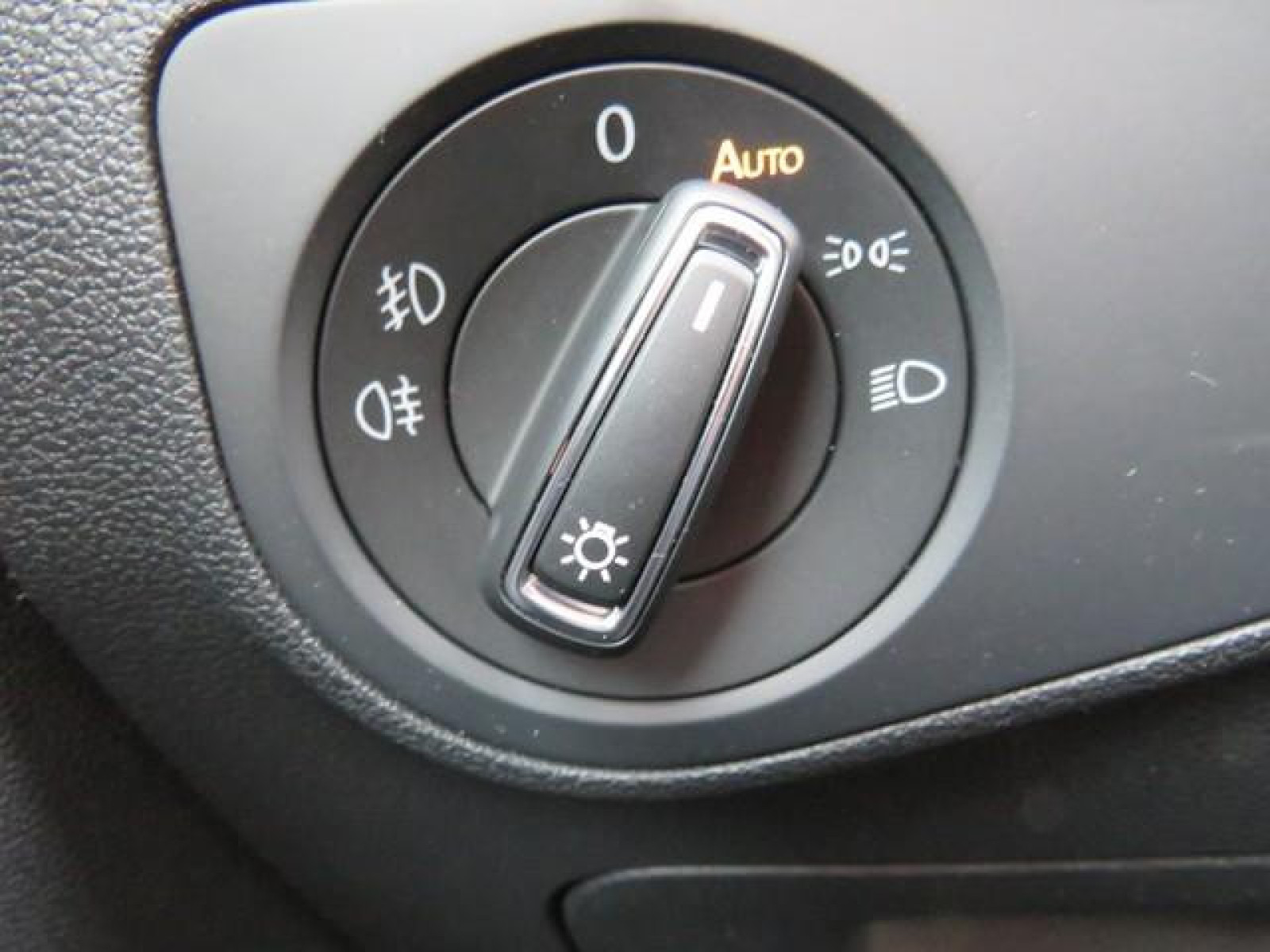 Volkswagen - Tiguan_14