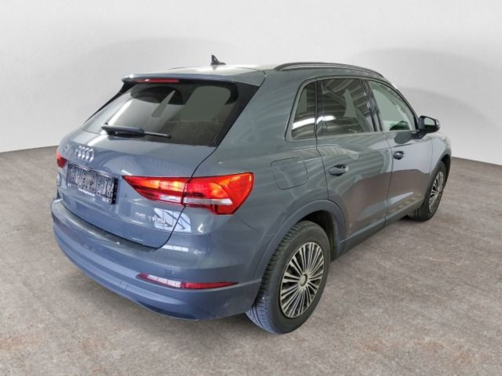 diagonalansicht-hinten-aussen