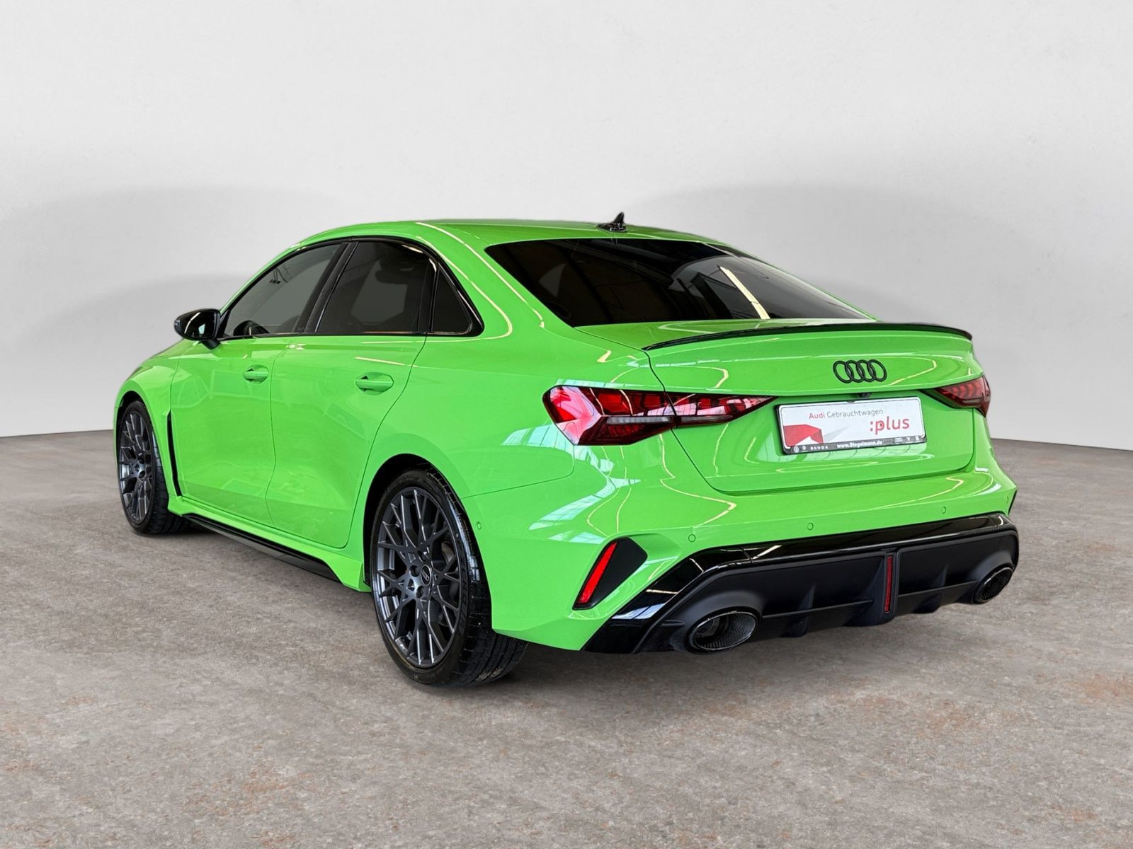 diagonalansicht-hinten-aussen