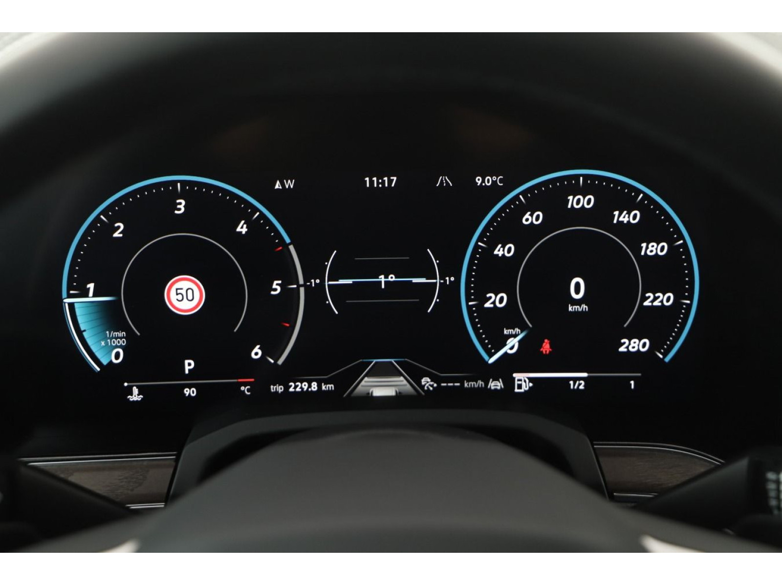 Volkswagen - Touareg_10