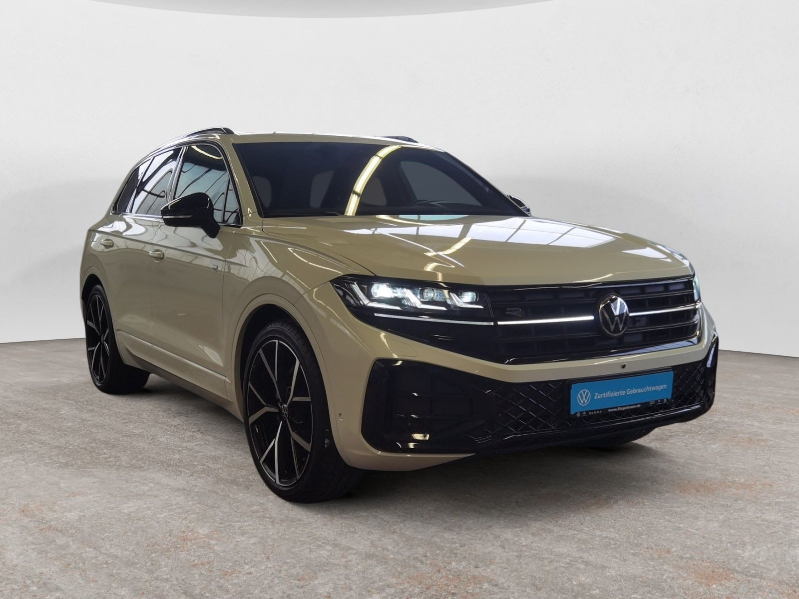 diagonal-frontansicht-aussen