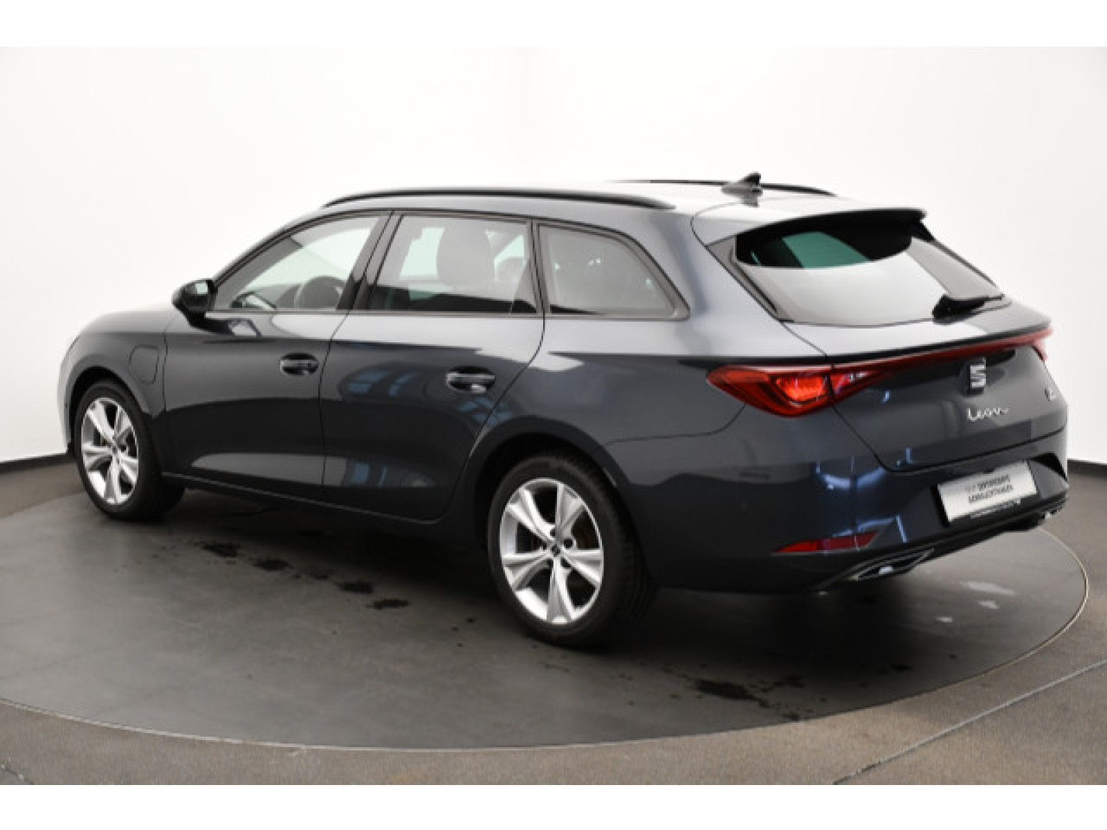 diagonalansicht-hinten-aussen