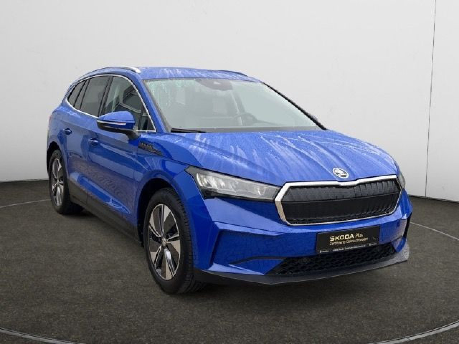 diagonal-frontansicht-aussen