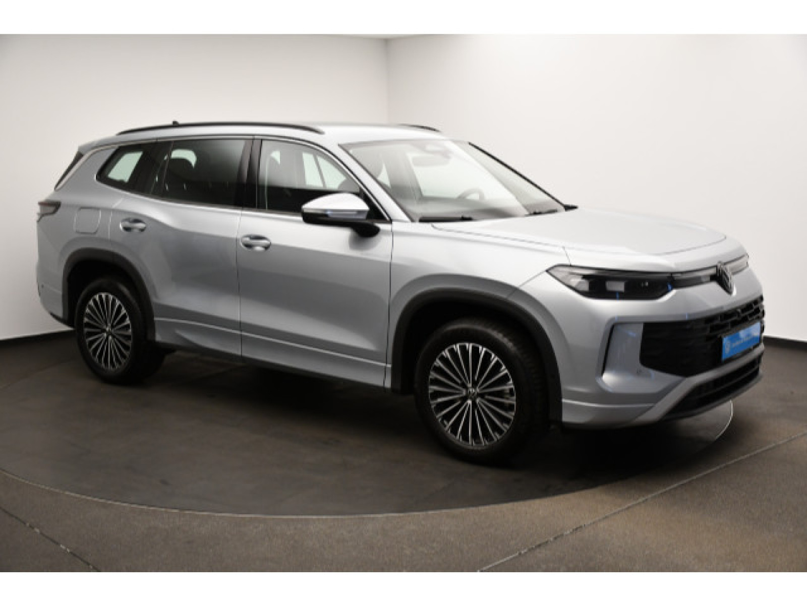 diagonal-frontansicht-aussen