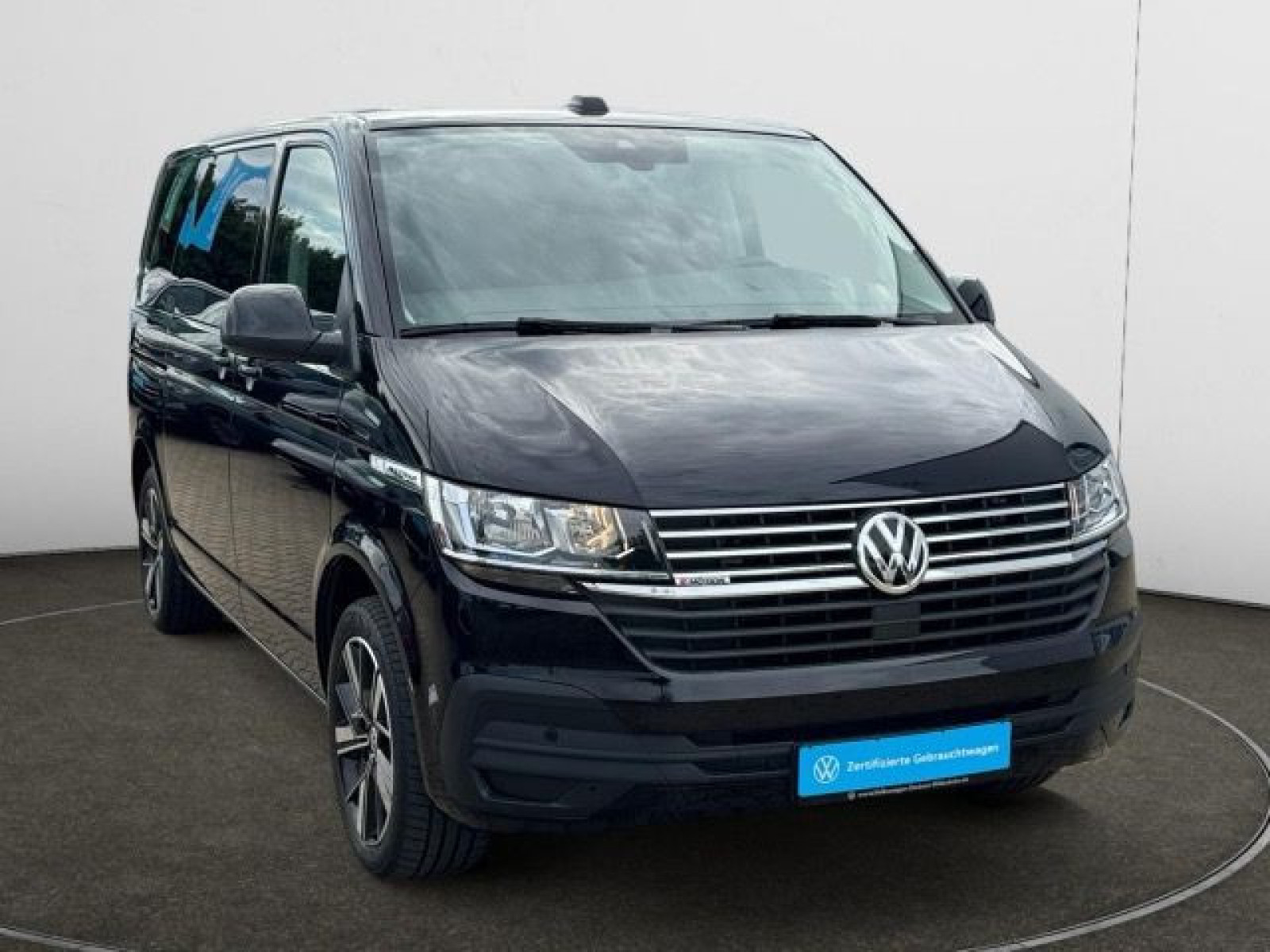 diagonal-frontansicht-aussen