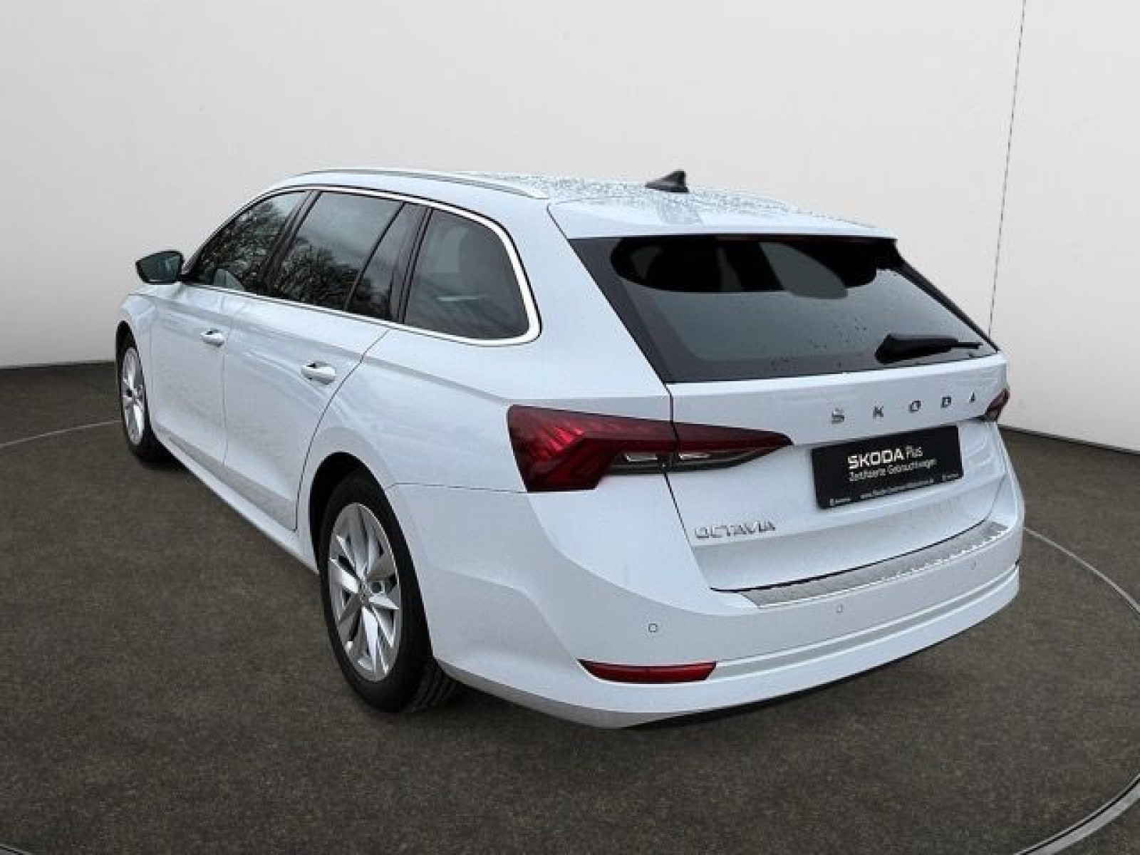 diagonalansicht-hinten-aussen