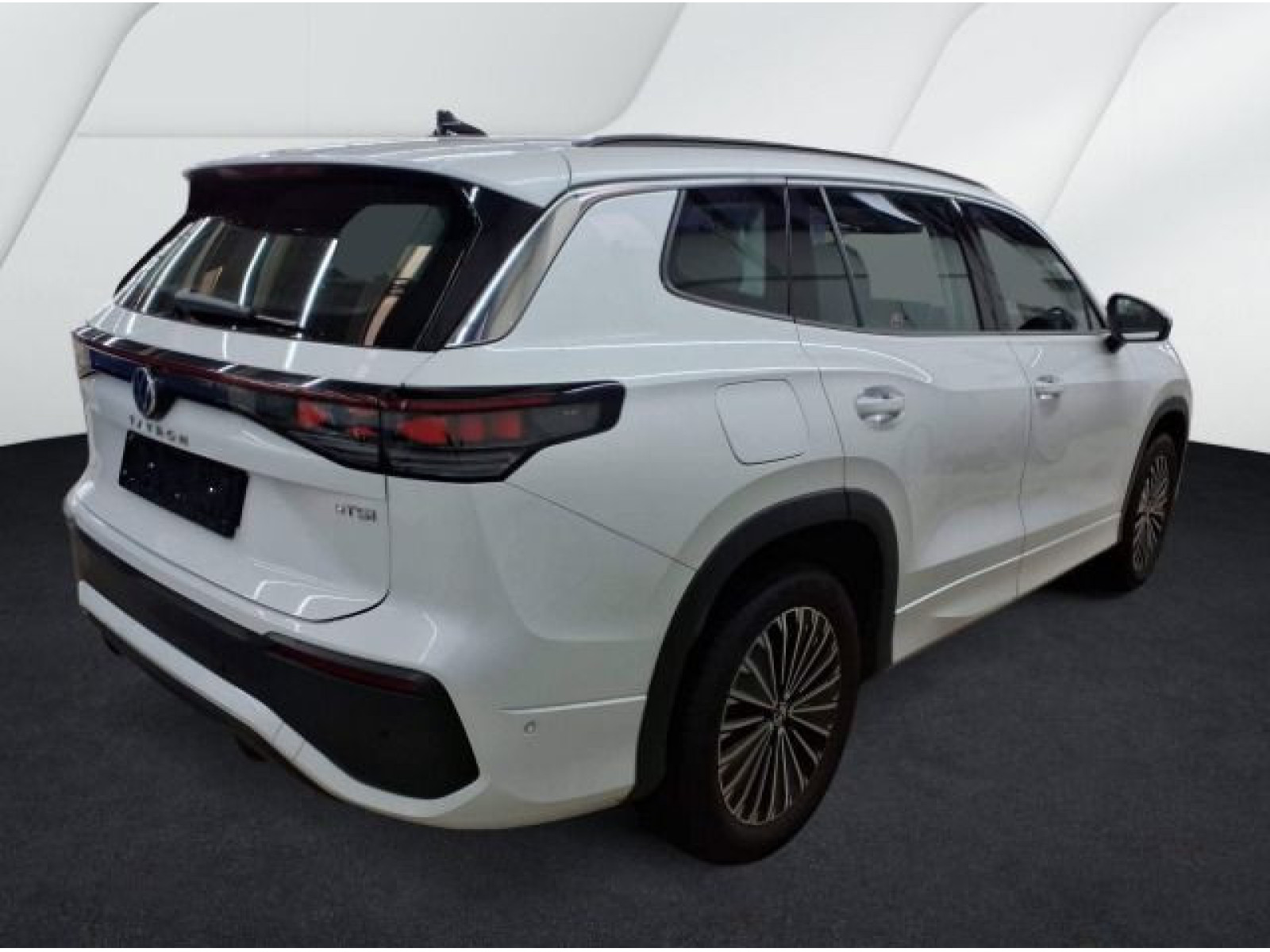 diagonalansicht-hinten-aussen