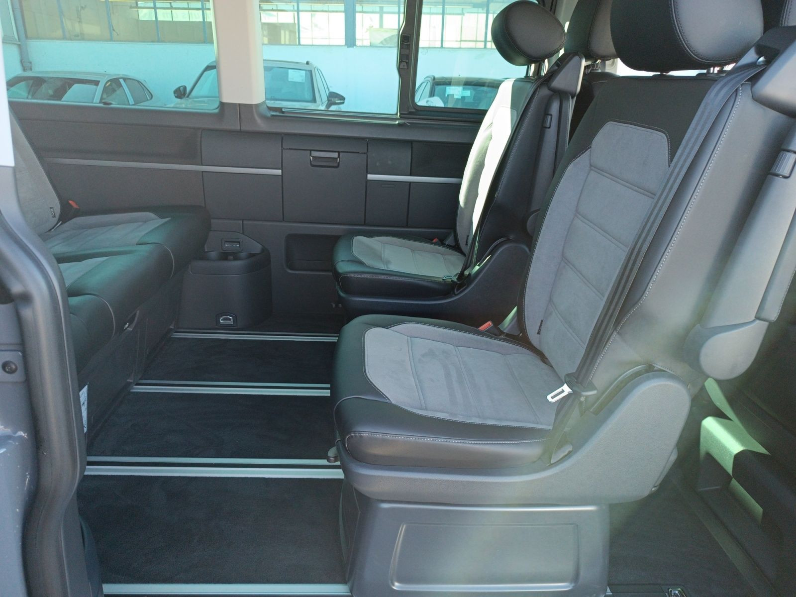 Volkswagen - T6.1 Multivan_17