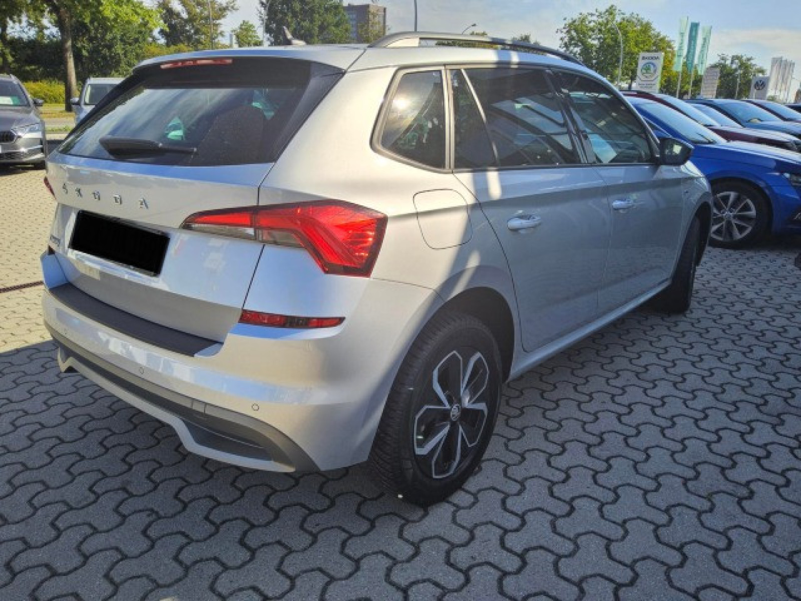 diagonalansicht-hinten-aussen