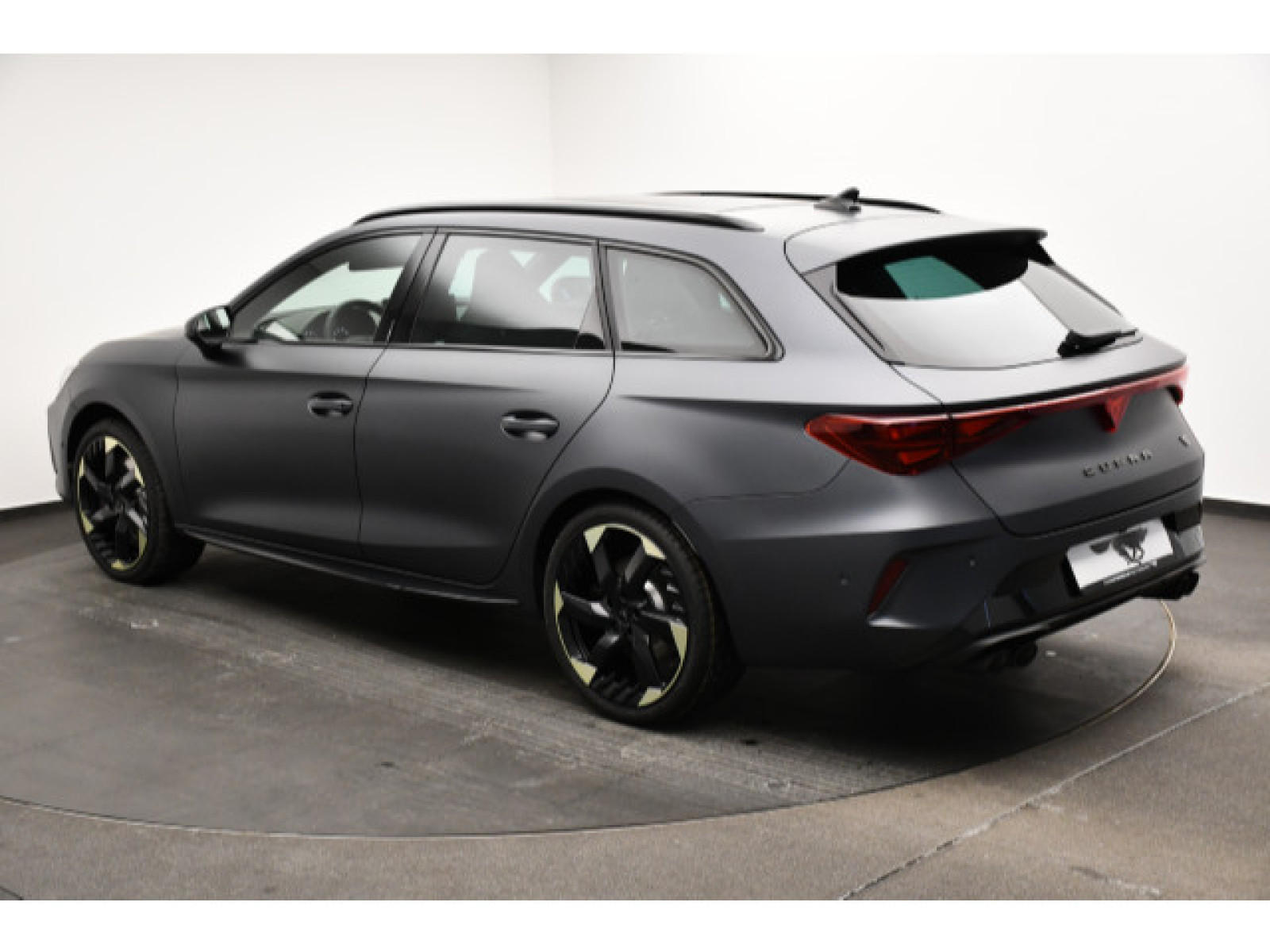 diagonalansicht-hinten-aussen