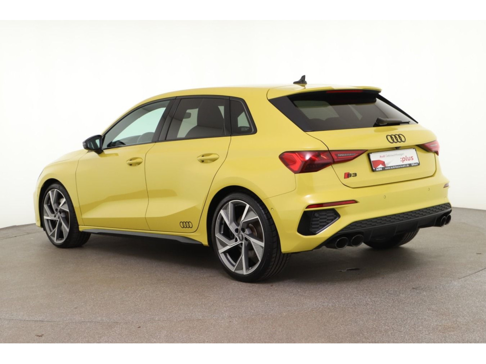 diagonalansicht-hinten-aussen