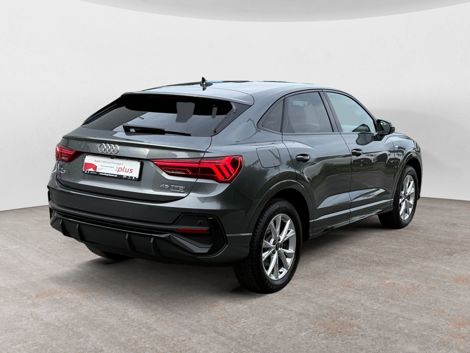 diagonalansicht-hinten-aussen