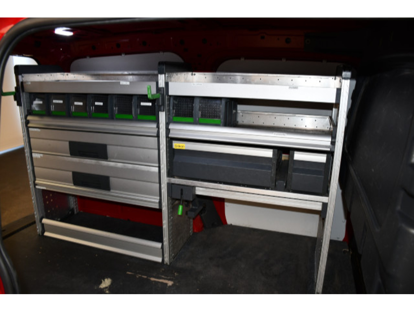 Volkswagen - Caddy Maxi_9