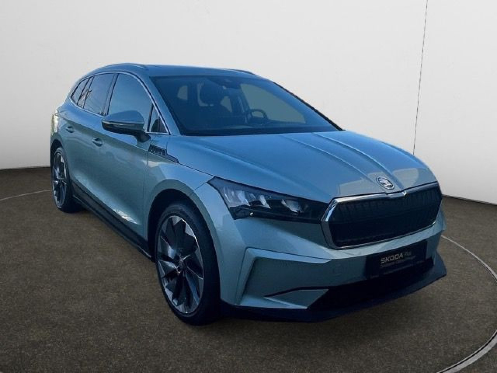 diagonal-frontansicht-aussen