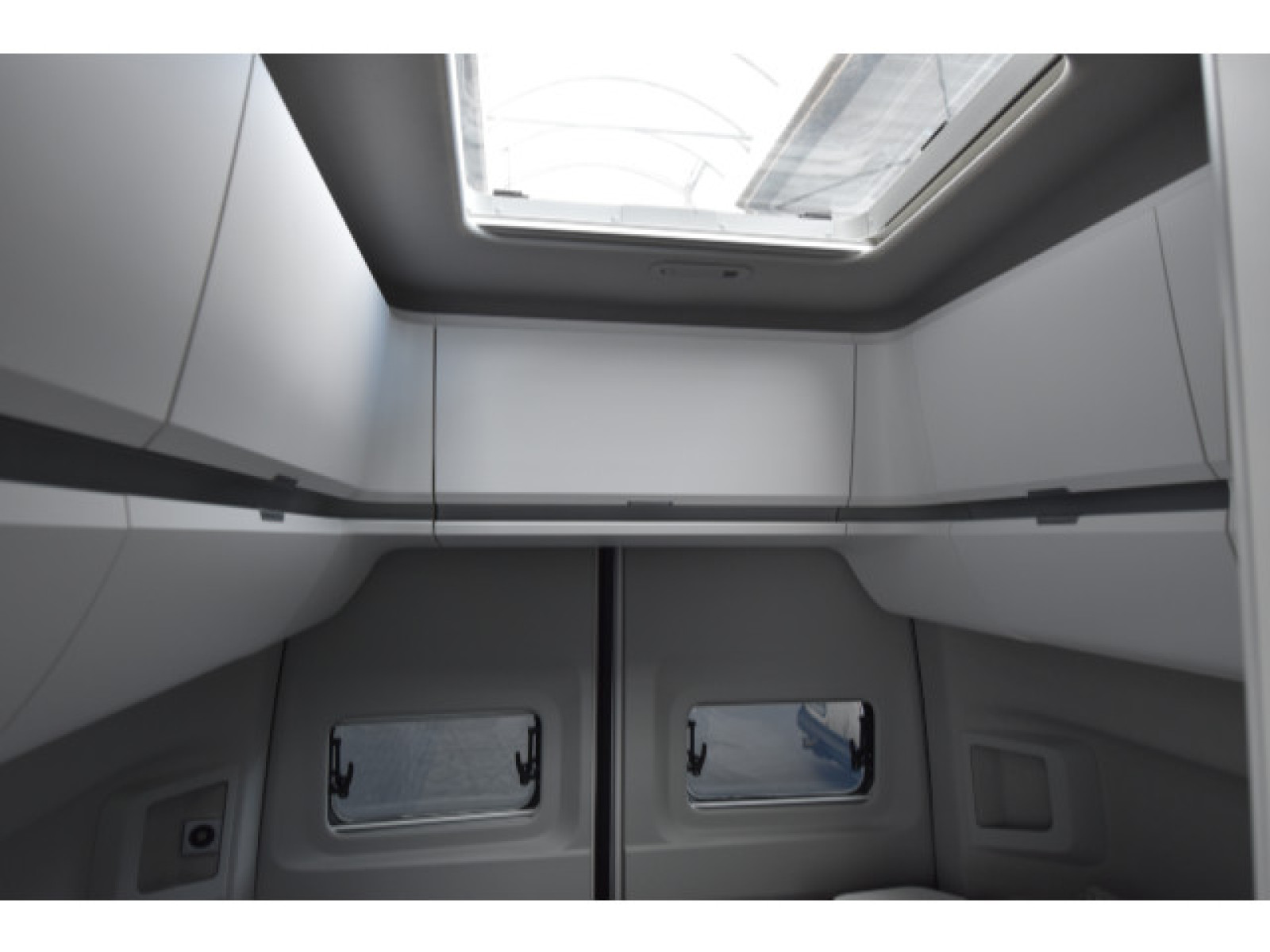 Volkswagen - California_19